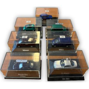 Mercedes-Benz Set van 7 (7 cm) 1/64 Dealer Model